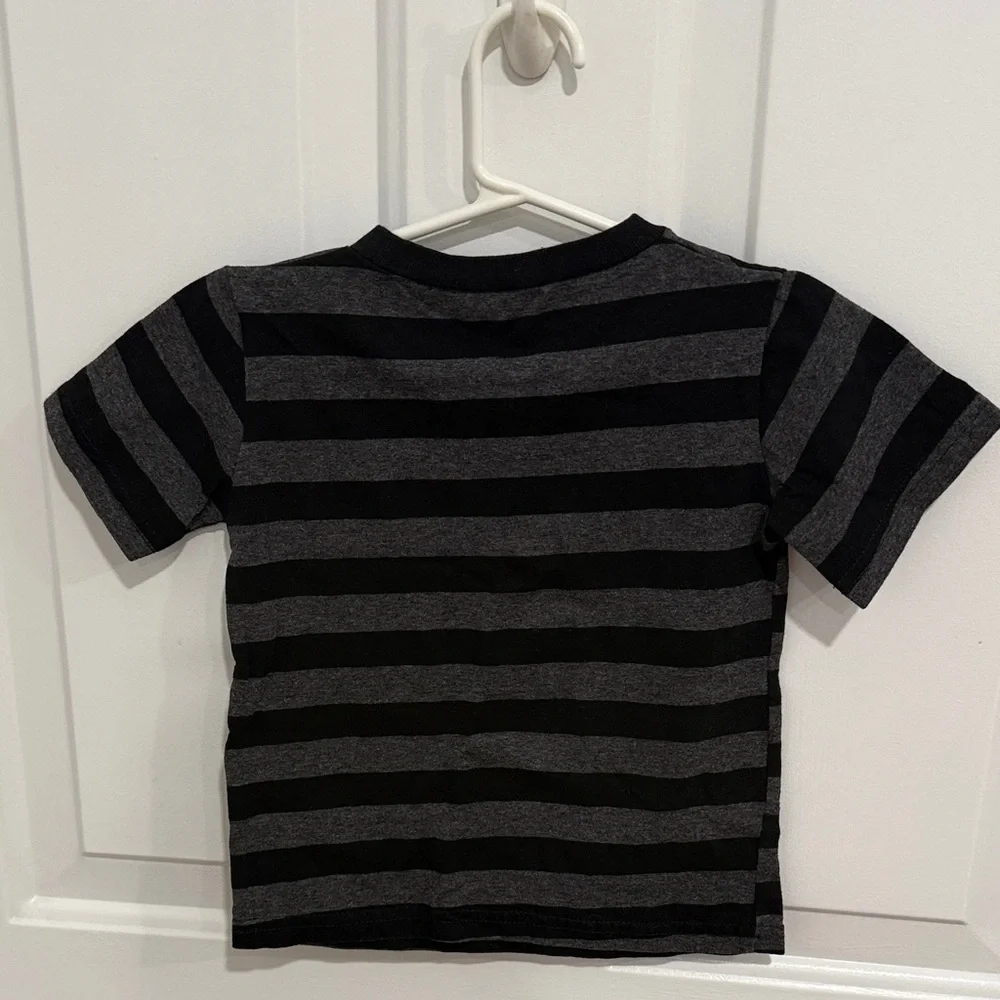 Nickelodeon Paw Patrol Black and Gray Tee